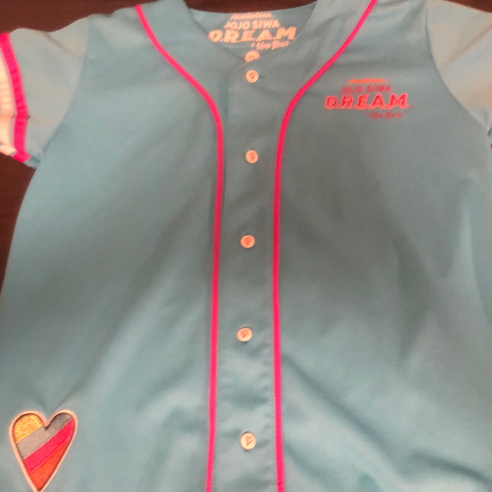 Nickelodeon JoJo Siwa D.R.E.A.M the tour shirt
